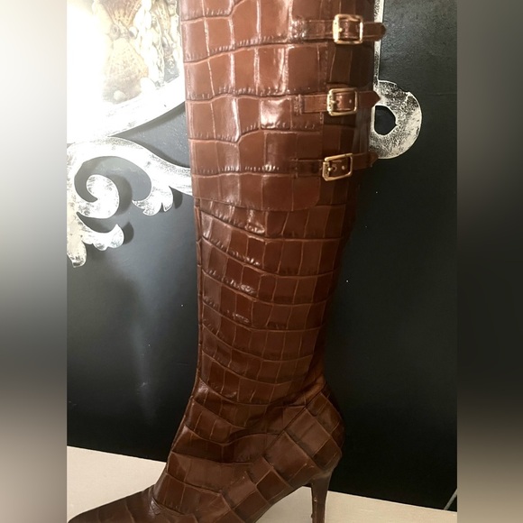 Ralph Lauren Jennison II Embossed Croc Leather Knee-High Boots. Size 8. - Picture 8 of 12